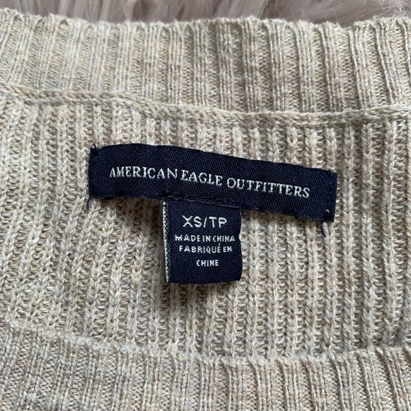 American Eagle Slim Fit Curved Hem Sweater - Picture 4 of 7